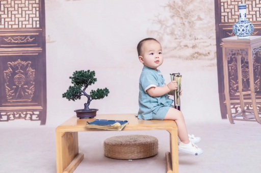 鹰潭13周宝宝有多大